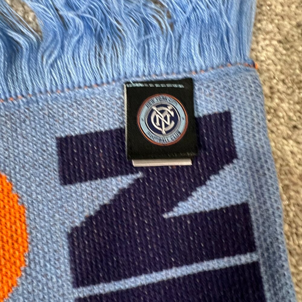 Adidas Unisex OSFA Blue Knit Winter Fringe New York City FC MLS Scarf NWT - Picture 6 of 9